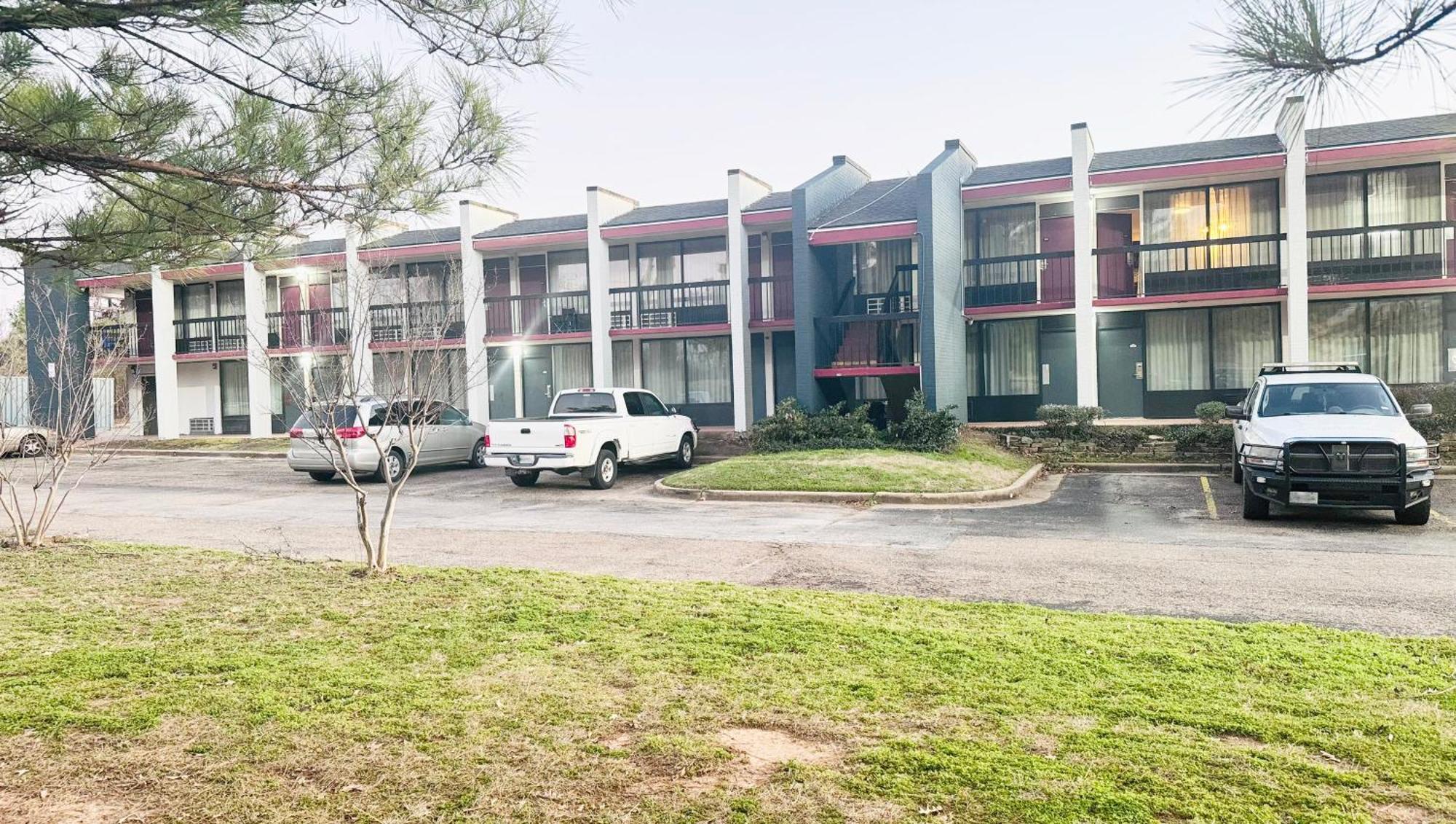 Magnuson Grand Hotel And Conference Center Tyler Exterior foto